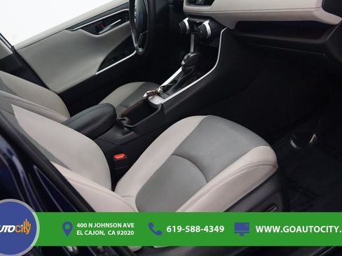Used 2022 Toyota RAV4 Limited FWD image 8