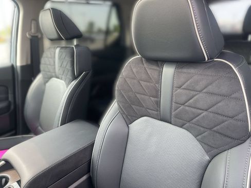 Used 2026 Honda Pilot Elite image 17