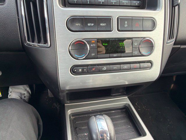 Used 2010 Ford Edge Limited AWD/4WD image 17