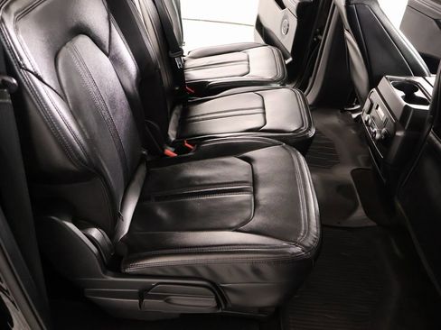Used 2021 Ford Expedition Max Limited image 16