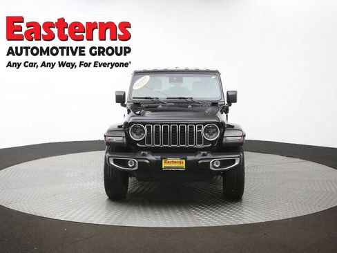 Used 2025 Jeep Wrangler Unlimited Sahara image 53