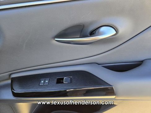 Certified 2025 Lexus ES 300h w/ Premium Package FWD image 20