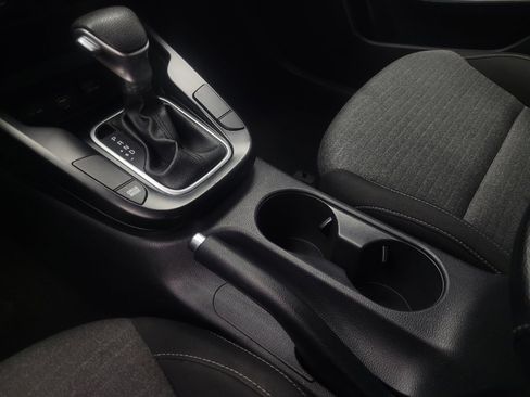 Used 2020 Kia Soul S FWD image 26