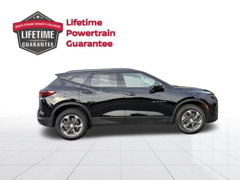 Used 2025 Chevrolet Blazer LT w/ Sound & Technology Package FWD image 7