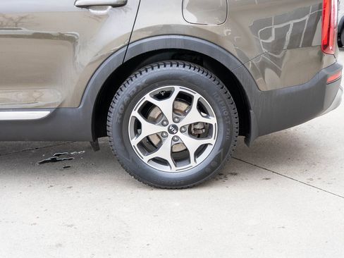 Used 2020 Kia Telluride EX w/ Towing Package image 32