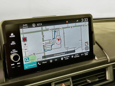 Used 2025 Honda Pilot Black Edition image 13