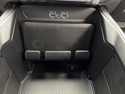 New 2026 RAM 1500 Big Horn w/ Night Edition AWD/4WD image 19