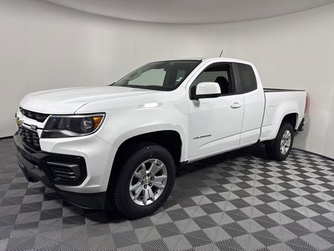 Used 2022 Chevrolet Colorado LT w/ Fleet Safety Package image 2