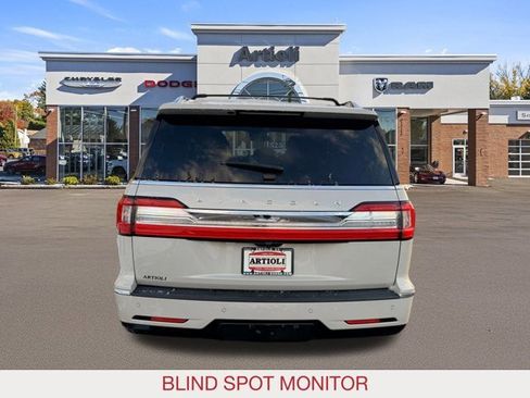 Used 2020 Lincoln Navigator L Reserve w/ Luxury Package image 6