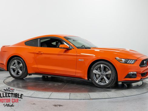 Used 2016 Ford Mustang GT Premium w/ Equipment Group 401A RWD image 24