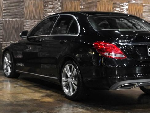 Used 2015 Mercedes-Benz C 300 Sedan image 11