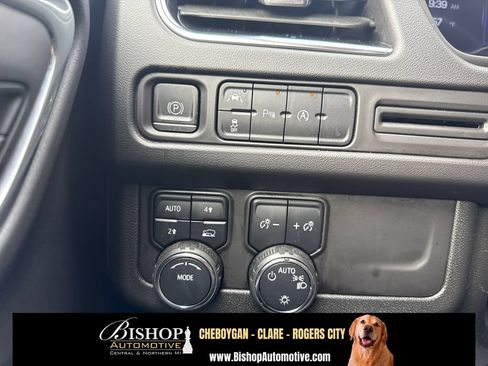 Used 2024 Chevrolet Tahoe LT AWD/4WD image 25