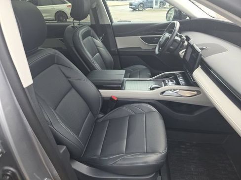 Used 2024 Lincoln Nautilus Premier w/ Equipment Group 102A AWD/4WD image 25