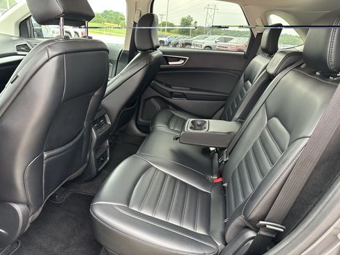 Used 2024 Ford Edge SEL AWD/4WD image 17