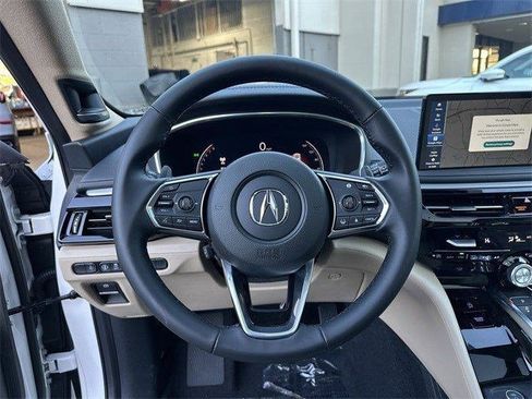 Certified 2026 Acura MDX FWD w/ Technology Package image 17