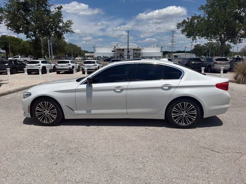 Used 2017 BMW 530i RWD image 11