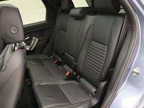 Used 2023 Land Rover Discovery Sport S image 12