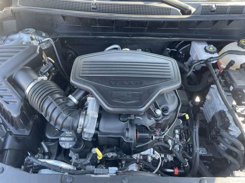 Certified 2024 Cadillac XT6 Premium Luxury w/ LPO, Floor Liner Package image 28