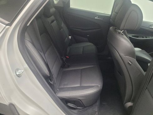 Used 2017 Hyundai Tucson SE Plus image 19