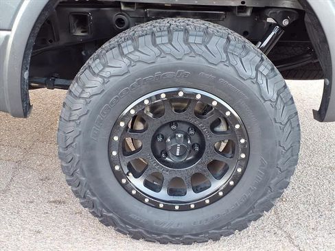 Used 2019 Ford F150 Platinum image 8