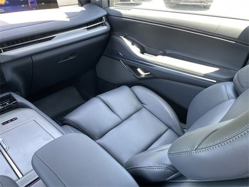 New 2025 Lincoln Navigator Reserve w/ Jet Appearance Package image 15