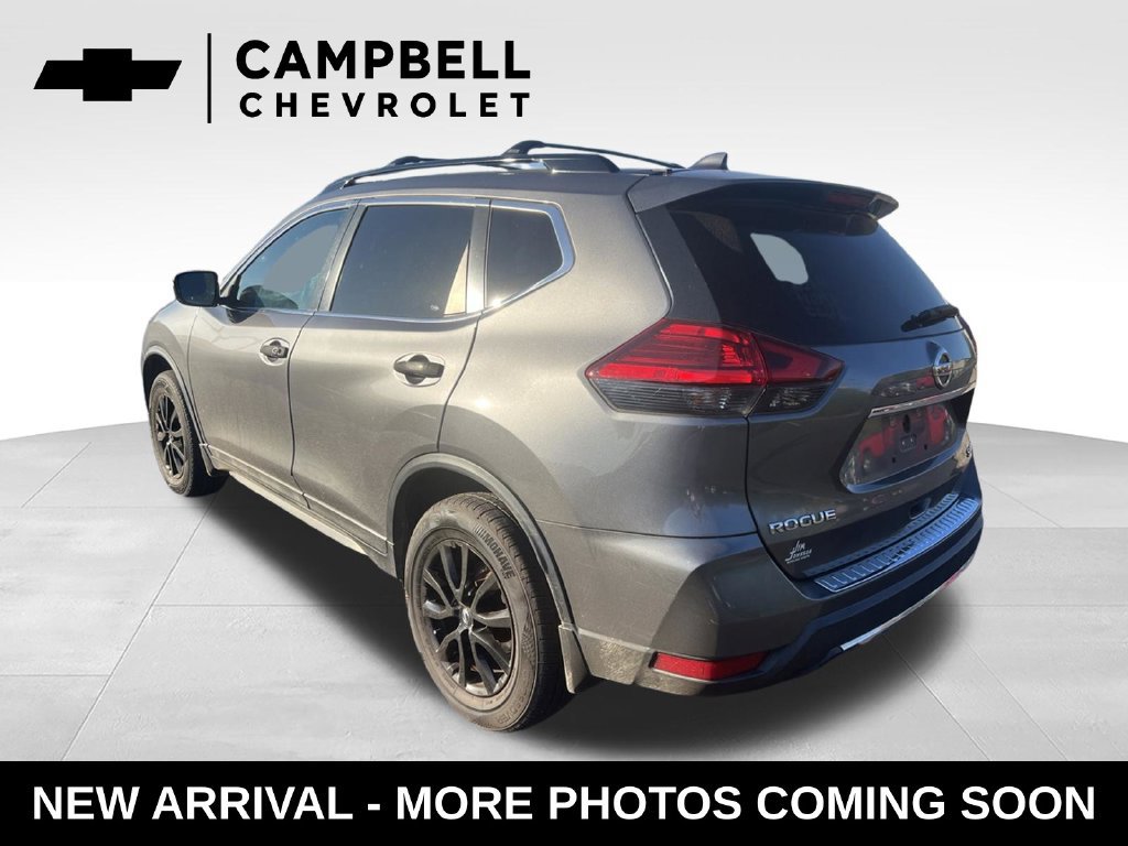 Used 2017 Nissan Rogue SV w/ Midnight Edition Package AWD/4WD image 3