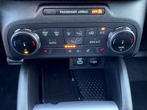 Used 2022 Ford Bronco Sport Outer Banks w/ Tech Package AWD/4WD image 20