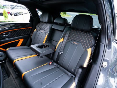 Used 2023 Bentley Bentayga Speed AWD/4WD image 50