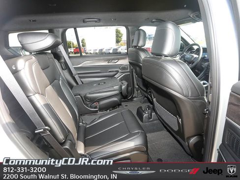 New 2025 Jeep Grand Cherokee L Limited image 20