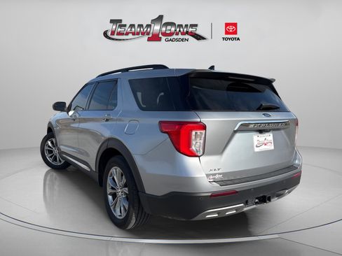 Used 2023 Ford Explorer XLT w/ Equipment Group 202A image 6