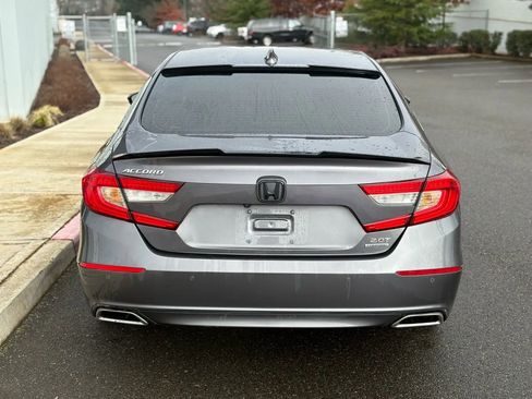 Used 2019 Honda Accord Touring image 5