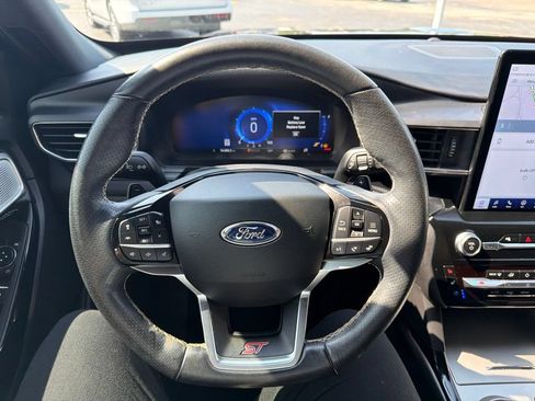Used 2022 Ford Explorer ST w/ Equipment Group 401A RWD image 26