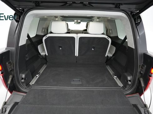 Used 2023 Rivian R1S Adventure AWD/4WD image 8