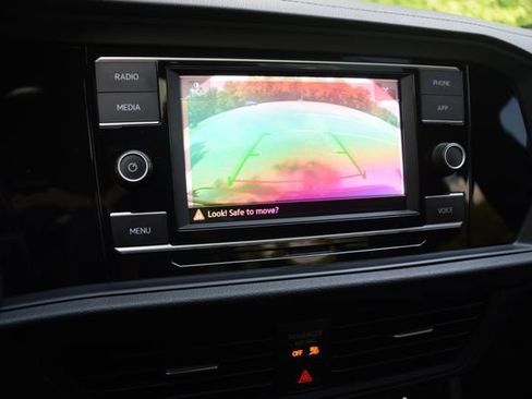 Used 2020 Volkswagen Jetta R-Line FWD image 10