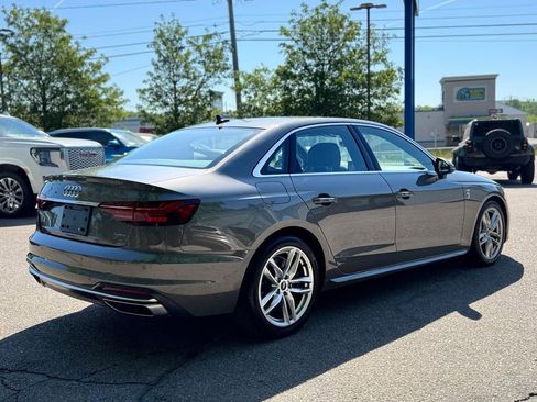 Used 2023 Audi A4 2.0T Premium w/ Convenience Package AWD/4WD image 5