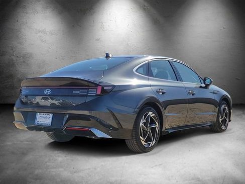 New 2026 Hyundai Sonata SEL image 3