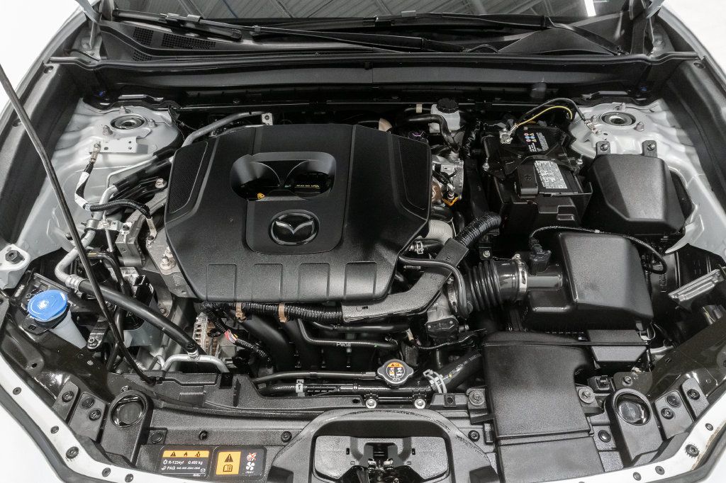 Used 2025 MAZDA CX-30 AWD 2.5 S w/ Select Sport Pkg image 3