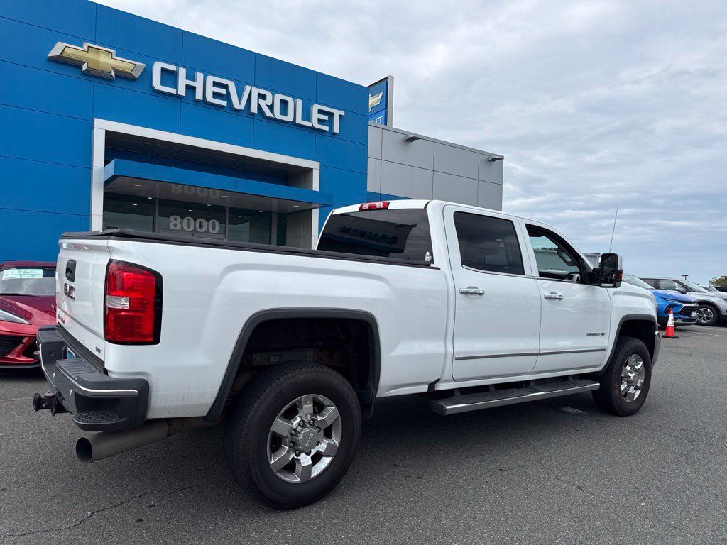 Used 2018 GMC Sierra 2500 SLT w/ Duramax Plus Package AWD/4WD image 3