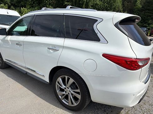 Used 2014 INFINITI QX60 FWD w/ Deluxe Touring Package image 10
