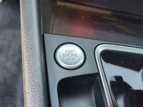 Used 2021 Volkswagen Jetta GLI Autobahn image 30