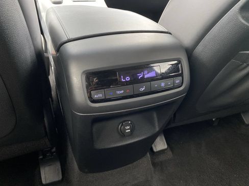 Used 2024 Hyundai Palisade SEL AWD/4WD image 30