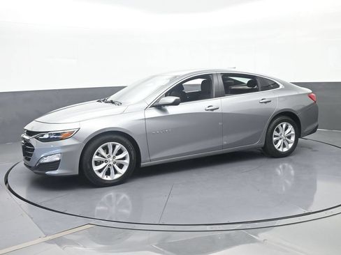 Used 2024 Chevrolet Malibu LT FWD image 2