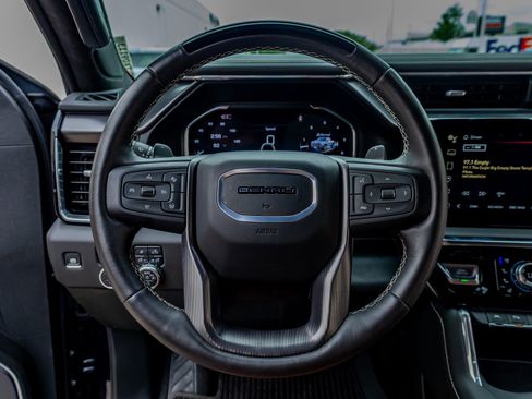 Used 2025 GMC Sierra 1500 Denali Ultimate image 19