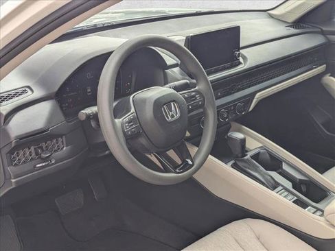 Certified 2023 Honda Accord LX image 9