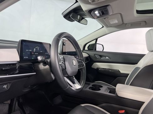 Used 2024 Honda Prologue Touring image 18