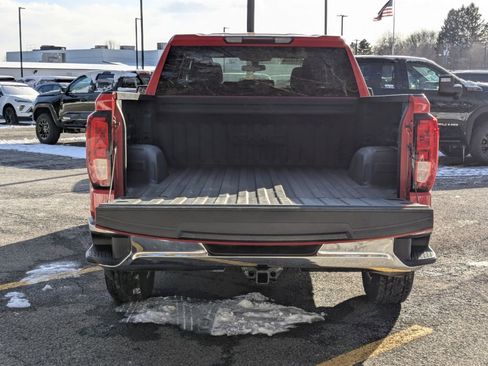 Used 2019 GMC Sierra 1500 SLE w/ SLE Value Package image 31