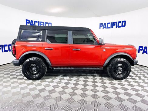 Certified 2023 Ford Bronco Black Diamond image 9