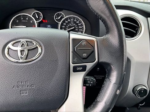 Used 2017 Toyota Tundra Platinum image 18