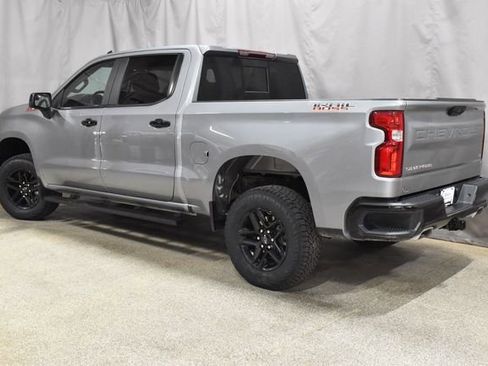 Used 2024 Chevrolet Silverado 1500 LT Trail Boss w/ Convenience Package II image 6