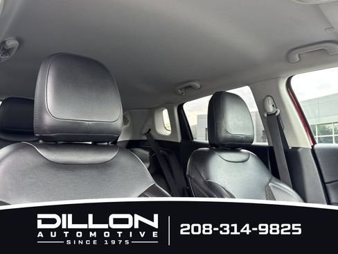 Used 2021 Jeep Compass Latitude AWD/4WD image 17